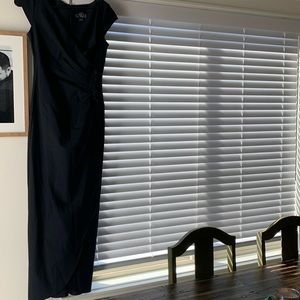 Black evening gown size 6 very flattering